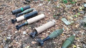 В Донецкой республике росгвардейцы обнаружили крупный схрон с натовским оружием