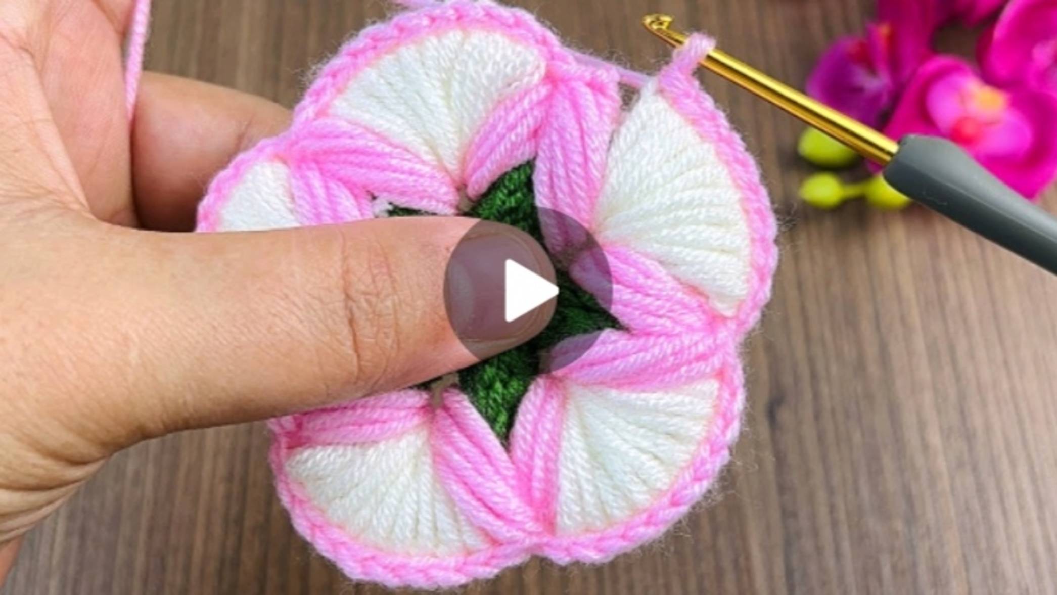 Круглый мотив крючком #всевжизнисвязано #вязаниекрючком смотреть онлайн