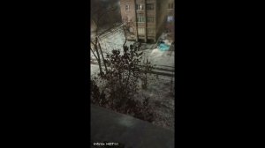 а снег идет