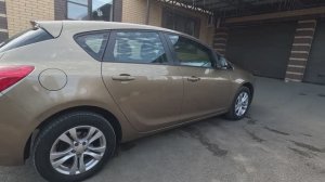 Продается Опель астра 2013 в заводском состоянии.