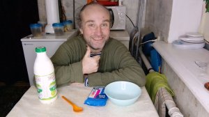 ужин с Рыжулей. рассуждение о грехе тайноядения. мукбанг. обжор. еда на камеру. диета. шизофрения.