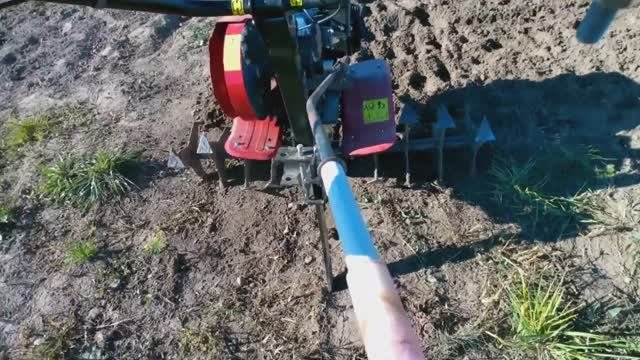 Гусиные лапки (Самодельные) в работе на мотоблоке