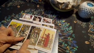 Расклад Таро- Какой гештальт вам нужно закрыть?🤔