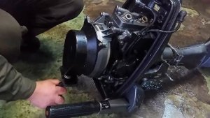 Утопил лодочный мотор. Что делать в первую очередь