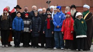 Путин в День народного единства пообщался с юными активистами и детьми героев СВО