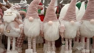 Новогодние товары в Ленте