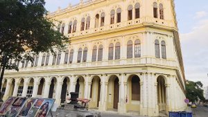 Бульвар Прадо – прогулочный проспект старого-нового города 19-20в Гаване, Куба