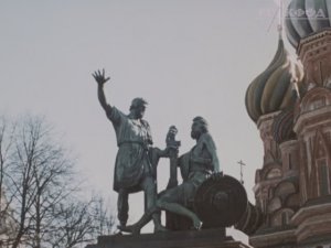 К/ф «И возродится храм на Красной площади» (1990 г.).