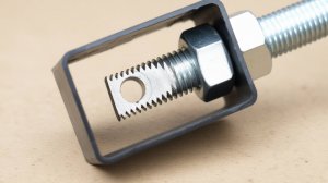 РЕЗКА МЕТАЛЛА БЕЗ ОШИБОК: Самодельное приспособление за 30 минут