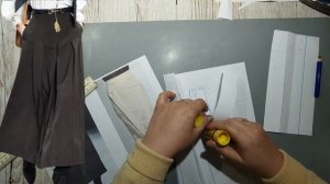 Моделирование. Две разные юбки. Выкройка № 1858.