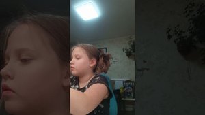 плюс очень много косметики