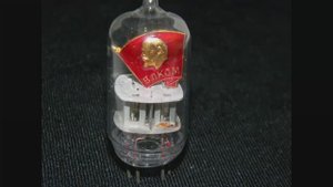 Как значки попадали в советские радиолампы