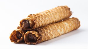 пробуем вафельную трубочку