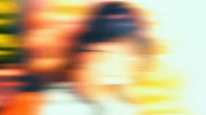 Благоухающий цветок расцветает с достоинством/ Очаровательный цветок расцветает с достоинством