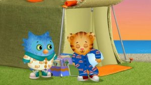 Тайгеры ночуют у Даниэля и в палатке! 🎪🌙 Ночные приключения милых тайгеров