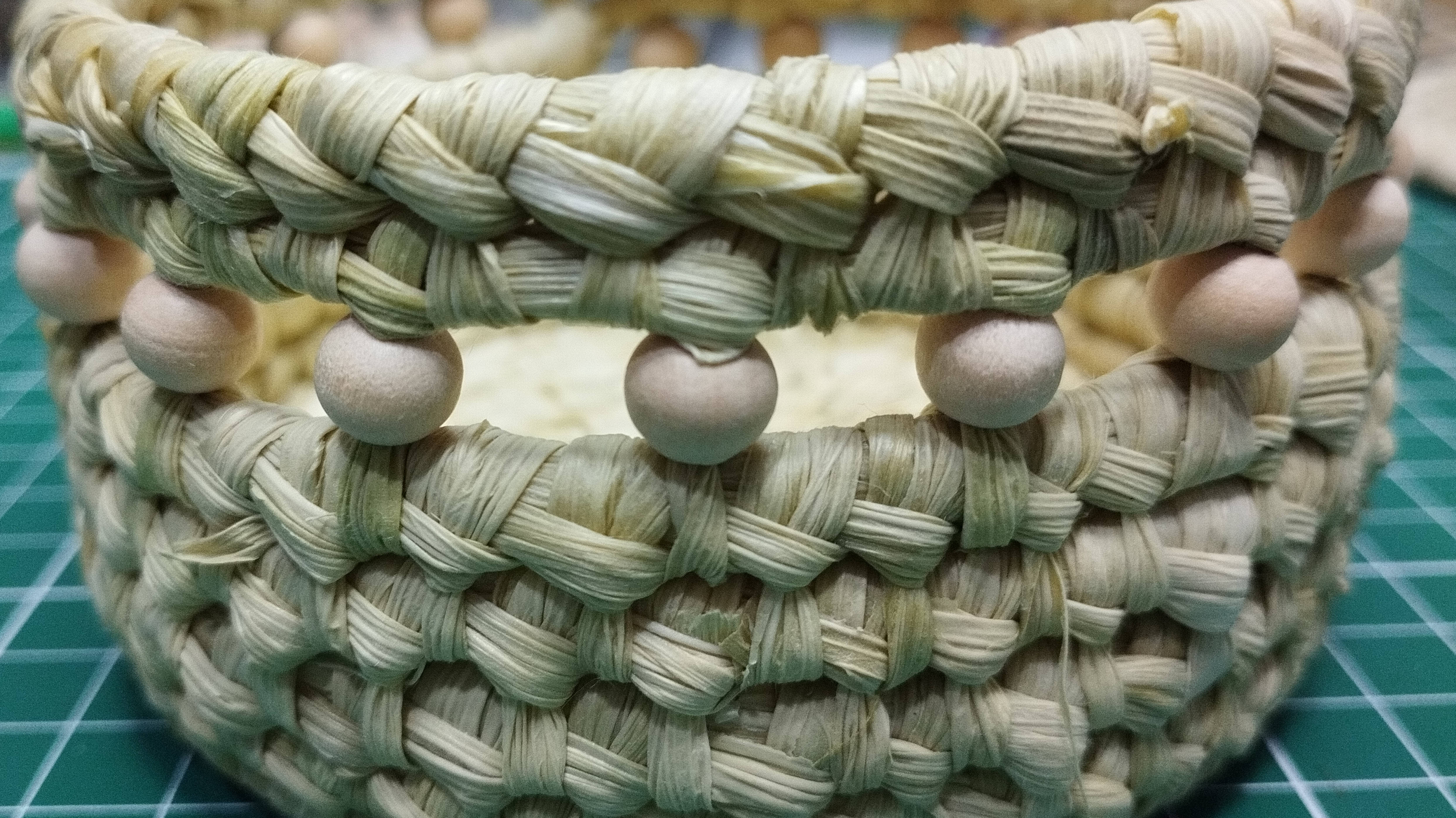 Талаш. Плетение шкатулки. Вплетаем бусины. смотреть онлайн