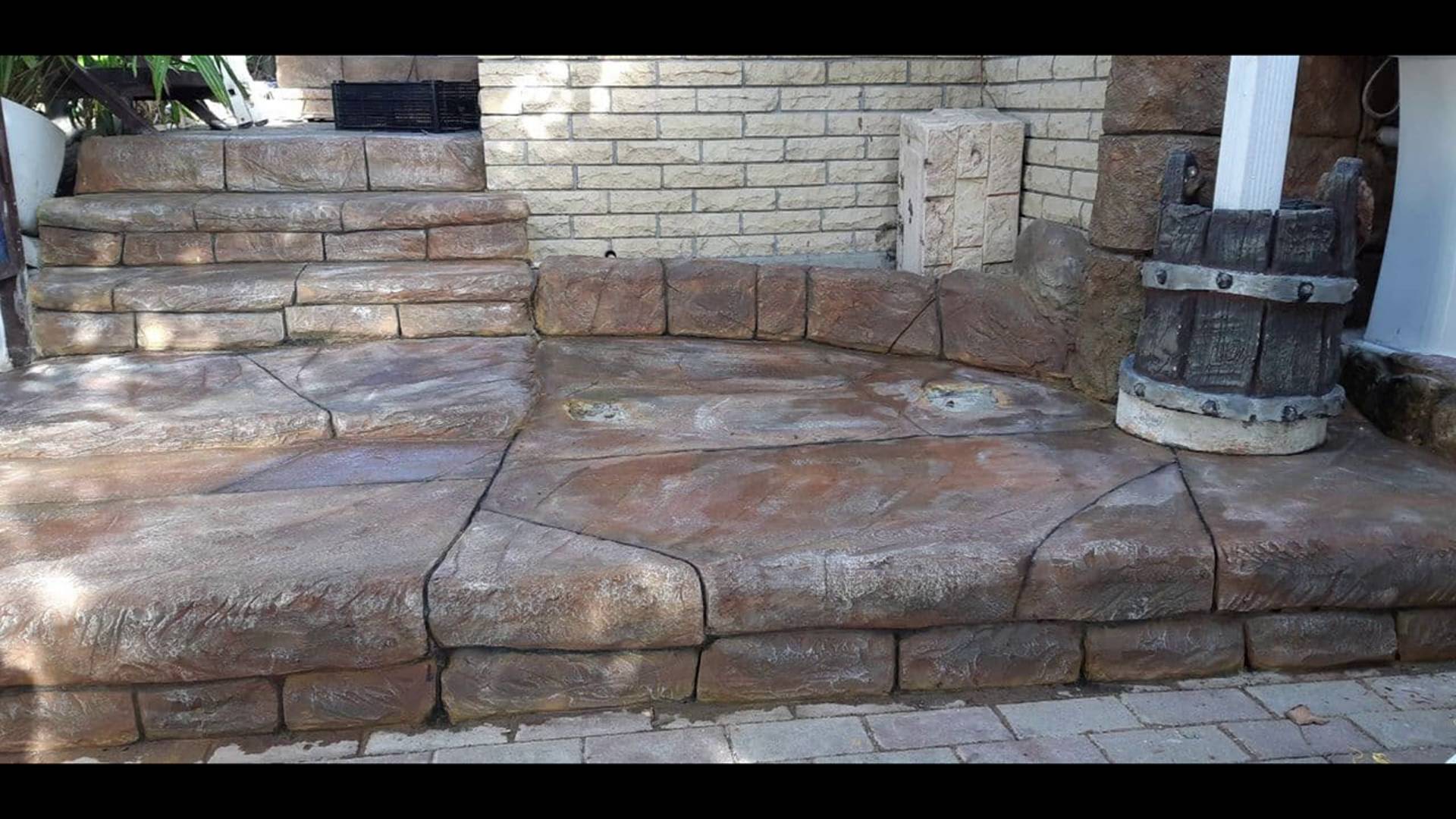 ступеньки  из  арт  бетона  и  скульптуры  для  дачи  работа  Сергея  из   города   Сочи.