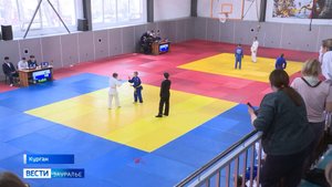 В Кургане состоялся областной турнир памяти заслуженного тренера РСФСР Василия Прядеина