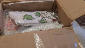 Посылка с подарками от Кристины.