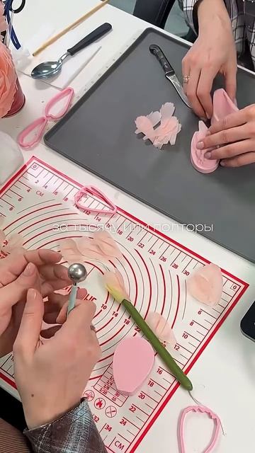 ВСЕ СЕКРЕТЫ СОЗДАНИЯ СВЕЧЕЙ-ЦВЕТОВ #мастеркласс #свечицветы #свечисвоимируками смотреть онлайн