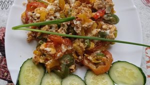 🍳 Быстрый и полезный завтрак. Разнообразим яичницу