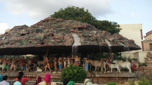 ГИРИРАДЖ - Е.С. Ананда Вардхана Свами (Говардхан)