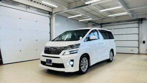 Toyota Vellfire, 2014 год