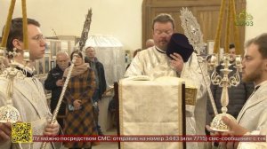 Божественная литургия в храме Воскресения Словущего на Литературных мостках на Волковском кладбище