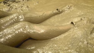 💖 ДЕВУШКА В БЕЛОМ ПЛАТЬЕ В ГРЯЗИ Girl in White Dress in MUD