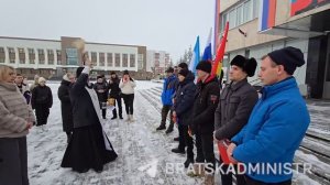 Шестерых жителей города Братска торжественно проводили на ратную службу