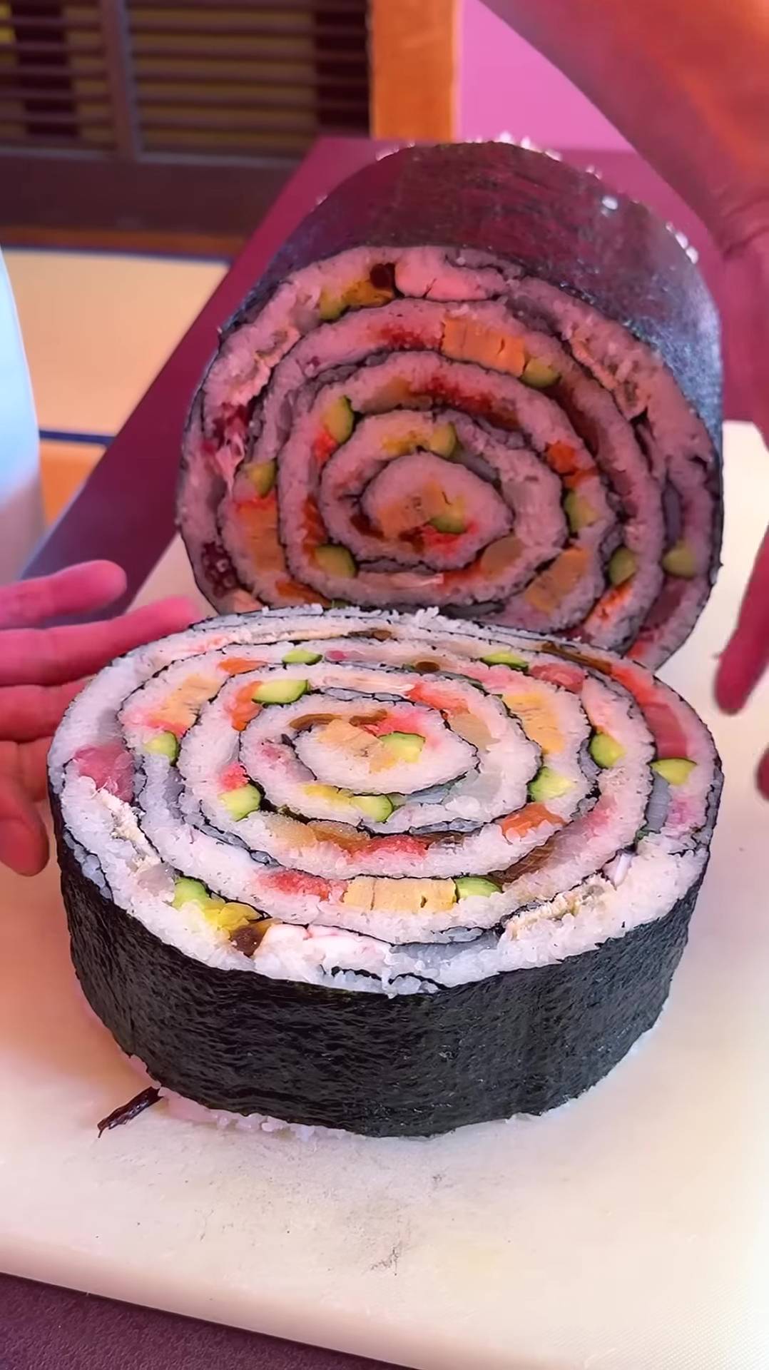 Гигантский Японский  ролл. Вес 5 кг, около 15 порций🍣