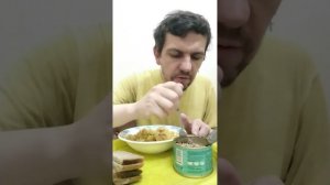 Мукбанг обжор / жареная картошка с рыбными консервами / вкусно быстро и полезно
