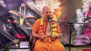 Е.С. Бхакти Расаяна Сагара Махарадж - Когда нужно проявлять смирение, а когда решимость?