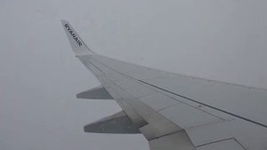 Ryanair B737-800 Vilnius - Milan