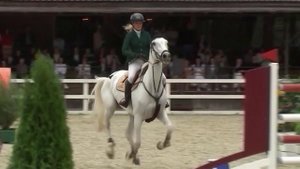 Международная федерация конного спорта допустила российских и белорусских спортсменов до участия ...