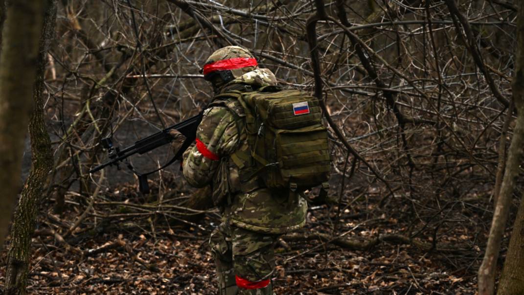 Несокрушимый: боец в зоне СВО пережил атаку семи дронов