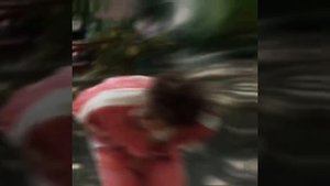 Чел в розовой куртке эдит (второй)