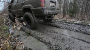 Внедорожные способности Джип Гранд Чероки на 37х  колёсах и военных УАЗовских мостах