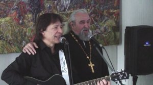 Шинель - Юрий Овчаров и иерей Олег Ганженко