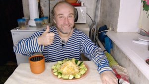 обед с Рыжулей. сердце человека очень переменчиво. мукбанг. обжор. еда на камеру. диета. шизофрения.