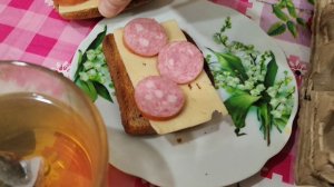 05-11-2025 ем щи вечером в деревне, уютная деревенская жизнь