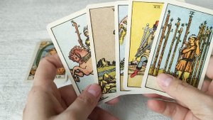 Онлайн гадание "Смогу ли я погасить долги?"