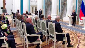 Владимир Путин наградил разработчиков "Буревестника" и "Посейдона"