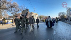 🙏 Крестный ход в честь Казанской иконы Божией Матери и Дня народного единства состоялся в Уссурийск