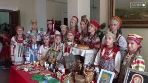 Празднование Дня народного единства продолжилось в паркетном зале Дворца культуры угольщиков