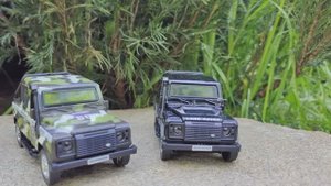 Сравнение моделей Land Rover Defender Pik up от Технопарка.