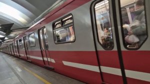 метропоезд юбилейный в Питере