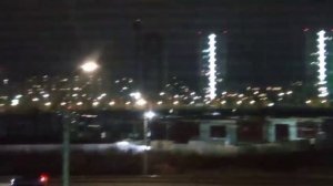 Город, как дюди , и ночью живет! А где живет моя отрада?