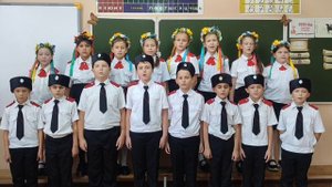 3 "Б" класс казачьей направленности СОШ №2г.Тихорецка - "А по линии казачьей где воронежский редут"