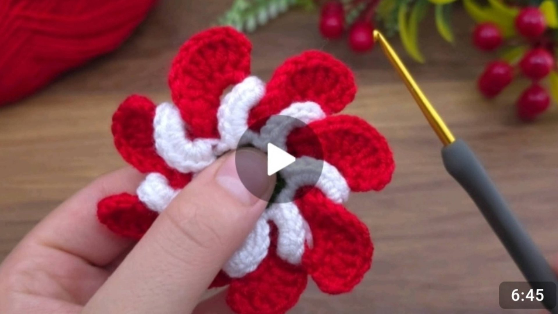 Цветочный мотив крючком😍 🌼🌸🌺 #все_в_жизни_связано #вязаниекрючком #всевжизнисвязано смотреть онлайн